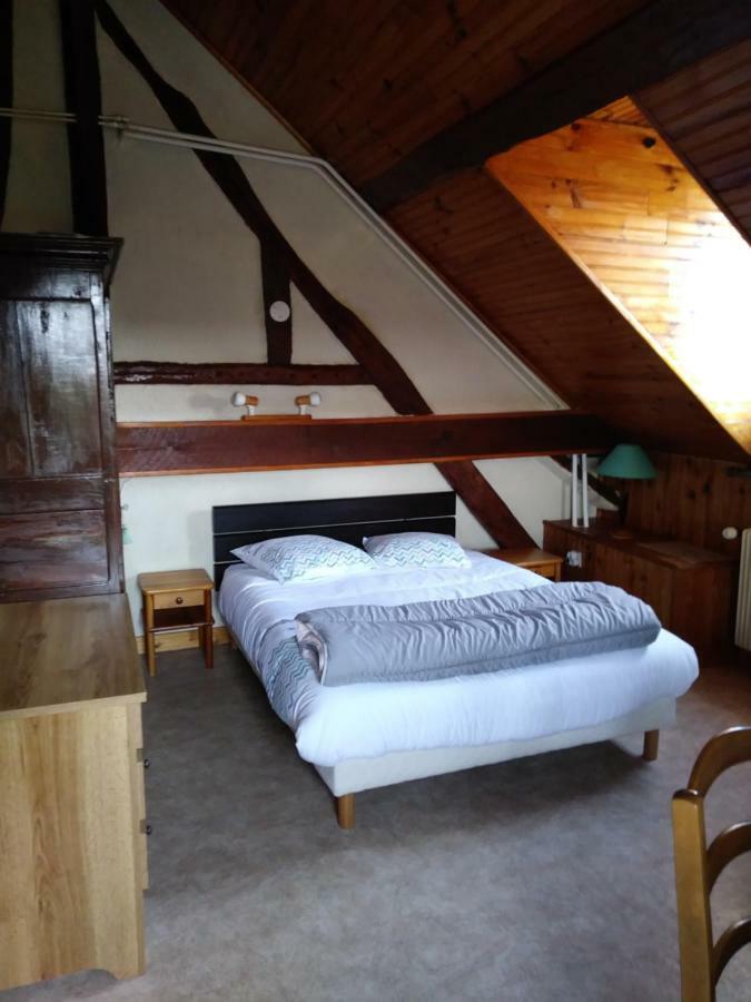 Les Hautes Mougonnieres Neuil エクステリア 写真
